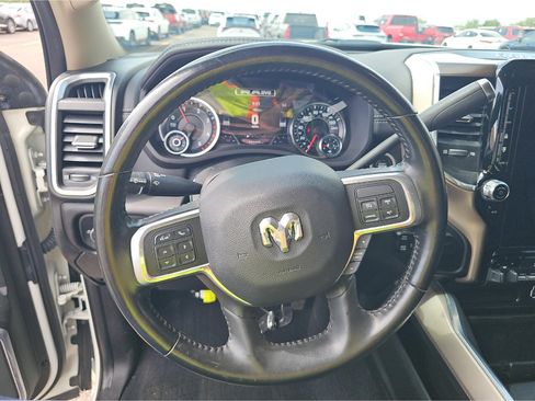 Used 2022 RAM 2500 Laramie AWD/4WD image 3