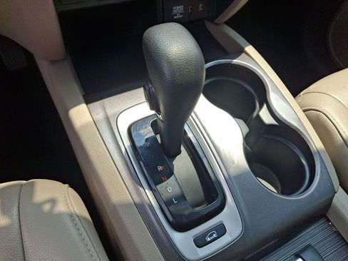 Used 2016 Honda Pilot EX-L image 12