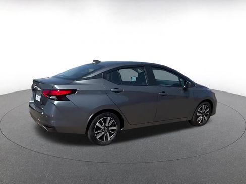 Used 2025 Nissan Versa SV FWD image 14