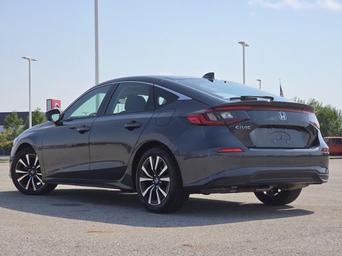 Used 2024 Honda Civic EX-L image 15