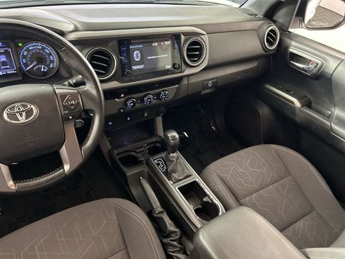 Used 2016 Toyota Tacoma TRD Off-Road w/ Towing Package RWD image 22