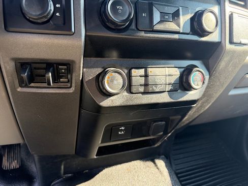 Used 2020 Ford F350 XL w/ Power Equipment Group image 21