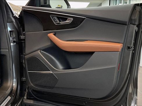 Certified 2023 Audi Q8 Premium Plus w/ Premium Plus Package image 23