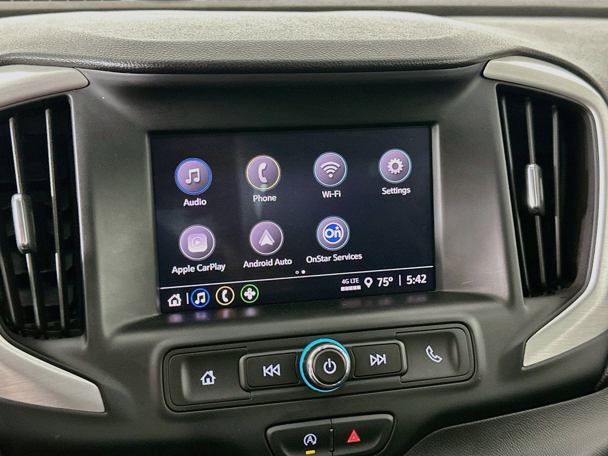 Used 2024 GMC Terrain SLE FWD image 19