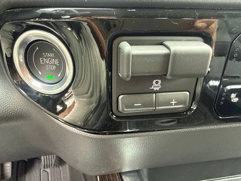 New 2026 GMC Sierra 1500 Elevation w/ Elevation Premium Package AWD/4WD image 22