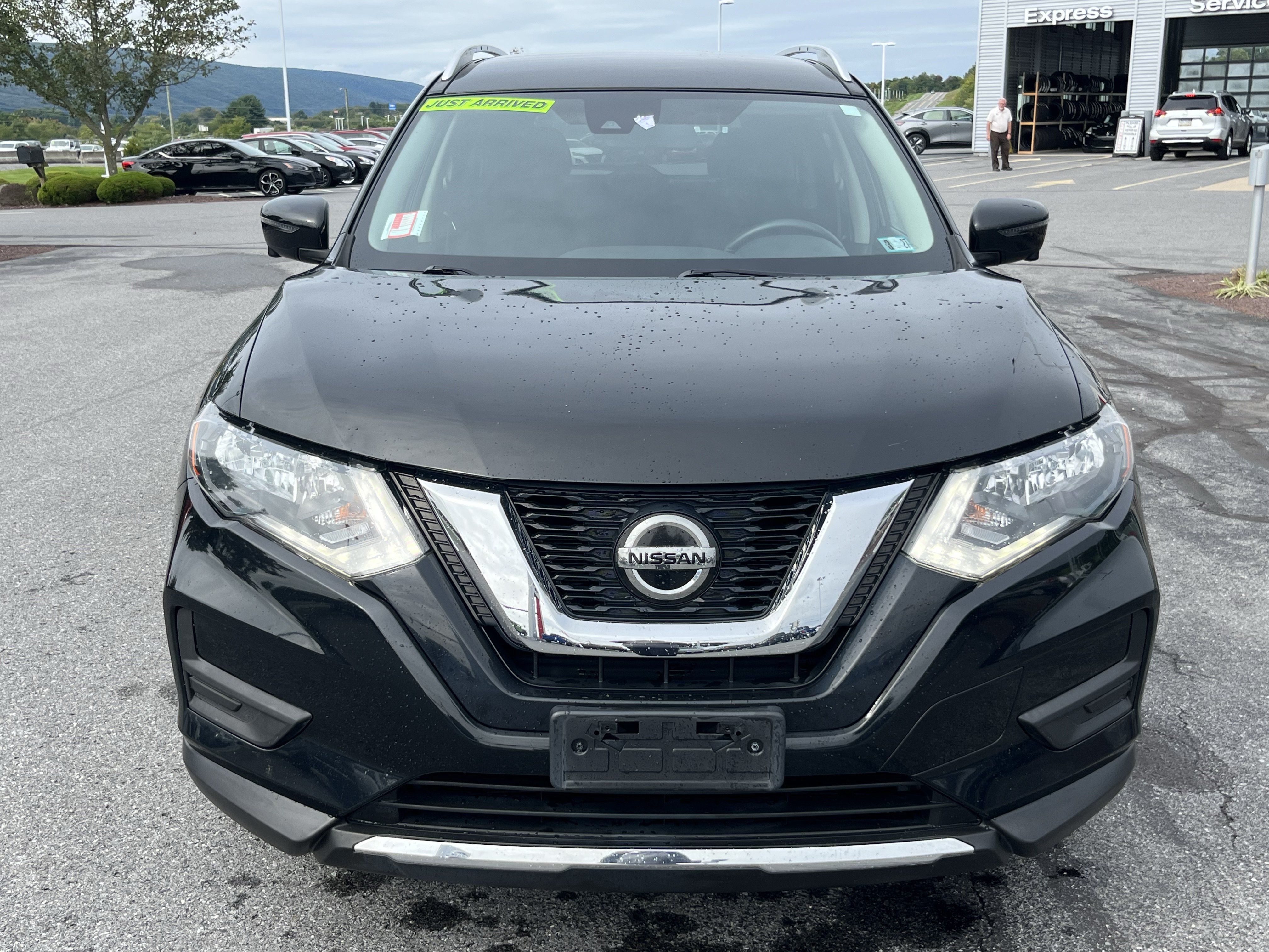Used 2019 Nissan Rogue SV w/ Premium Package AWD/4WD image 12