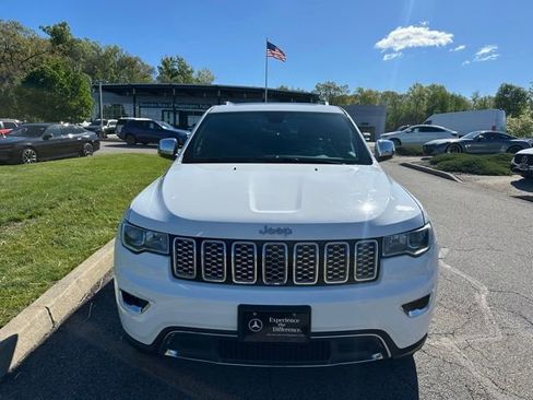 Used 2017 Jeep Grand Cherokee Limited AWD/4WD image 8