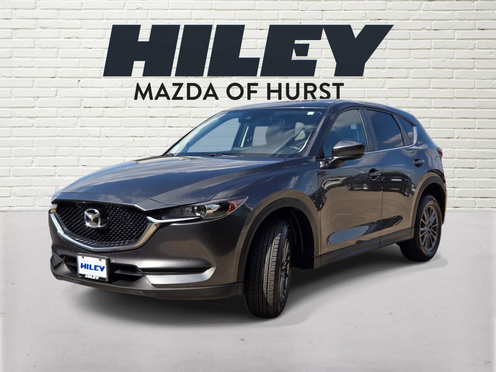 Used 2017 MAZDA CX-5 Touring w/ Preferred Equipment Package FWD image 3