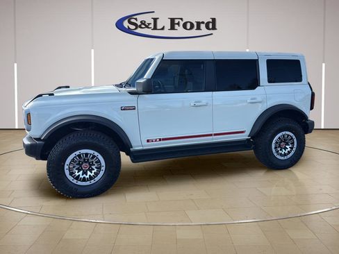 New 2026 Ford Bronco Outer Banks AWD/4WD image 3
