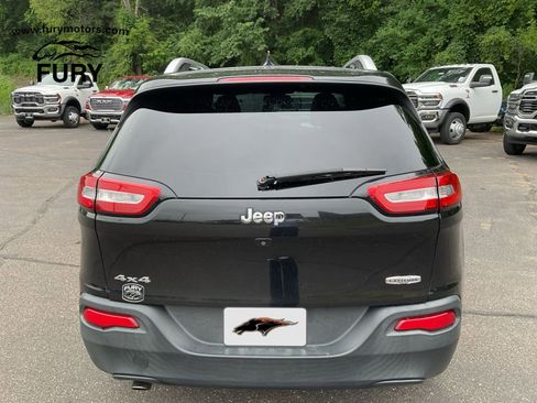 Used 2015 Jeep Cherokee Latitude w/ Cold Weather Group AWD/4WD image 21