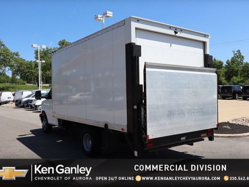 Used 2022 Chevrolet Express 3500 w/ Power Convenience Package RWD image 24