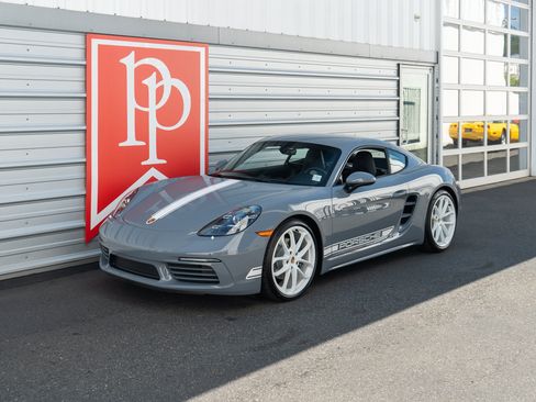 Used 2024 Porsche 718 Cayman RWD image 43