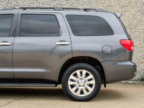 Used 2011 Toyota Sequoia Platinum AWD/4WD image 14