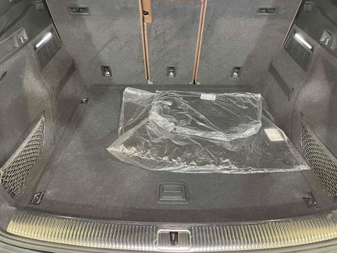 Used 2018 Audi Q5 Prestige w/ Prestige Package image 20