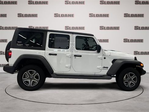 Used 2023 Jeep Wrangler Sport S image 6