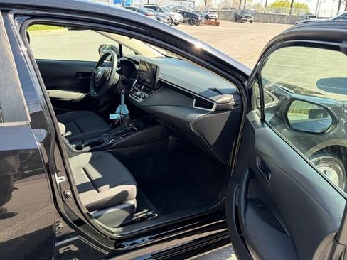 Used 2023 Toyota Corolla LE FWD image 24