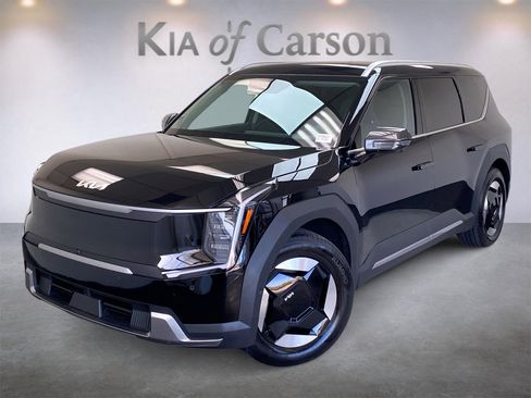 Certified 2026 Kia EV9 Wind image 1