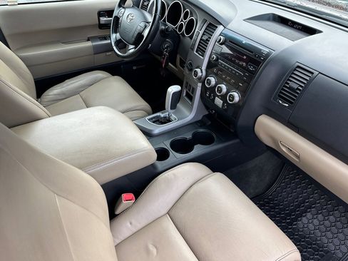 Used 2013 Toyota Sequoia Limited image 19
