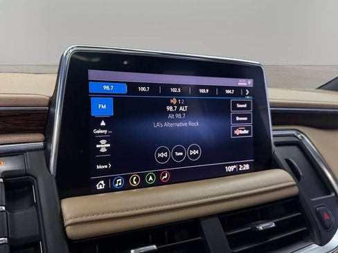 Used 2021 Chevrolet Tahoe Premier RWD image 26