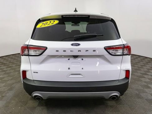 Used 2022 Ford Escape SE w/ Cold Weather Package FWD image 8