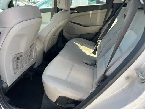 Used 2016 Hyundai Tucson SE w/ Option Group 02 FWD image 22