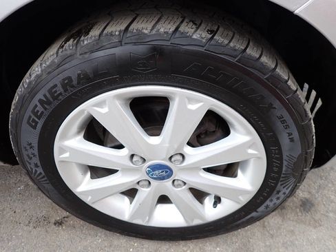 Used 2011 Ford Fiesta SE w/ 203A Rapid Spec Order Code image 11