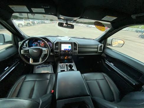 Used 2021 Ford Expedition XLT RWD image 15