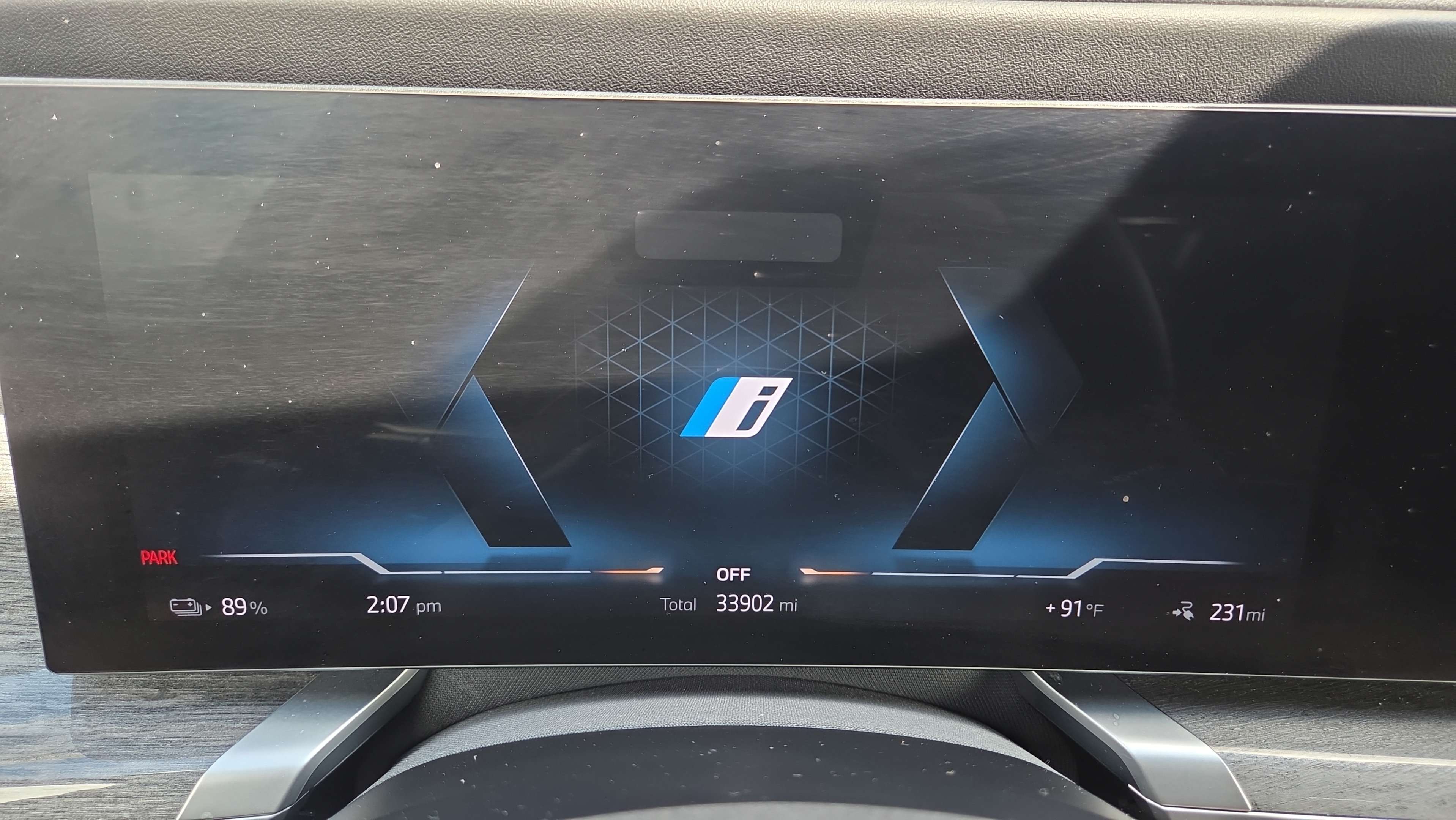 Certified 2023 BMW i7 xDrive60 AWD/4WD image 23