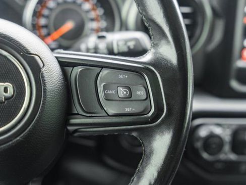 Used 2022 Jeep Wrangler Unlimited Sport AWD/4WD image 38