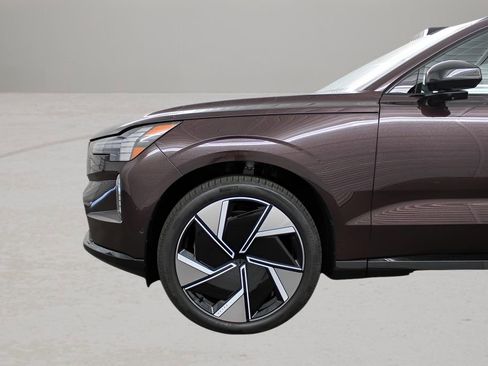 New 2025 Volvo EX90 Ultra image 10