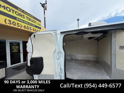 Used 2019 Ford Transit 150 130 Low Roof RWD image 1