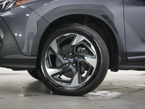 Used 2024 Subaru Crosstrek 2.5i Limited AWD/4WD image 25