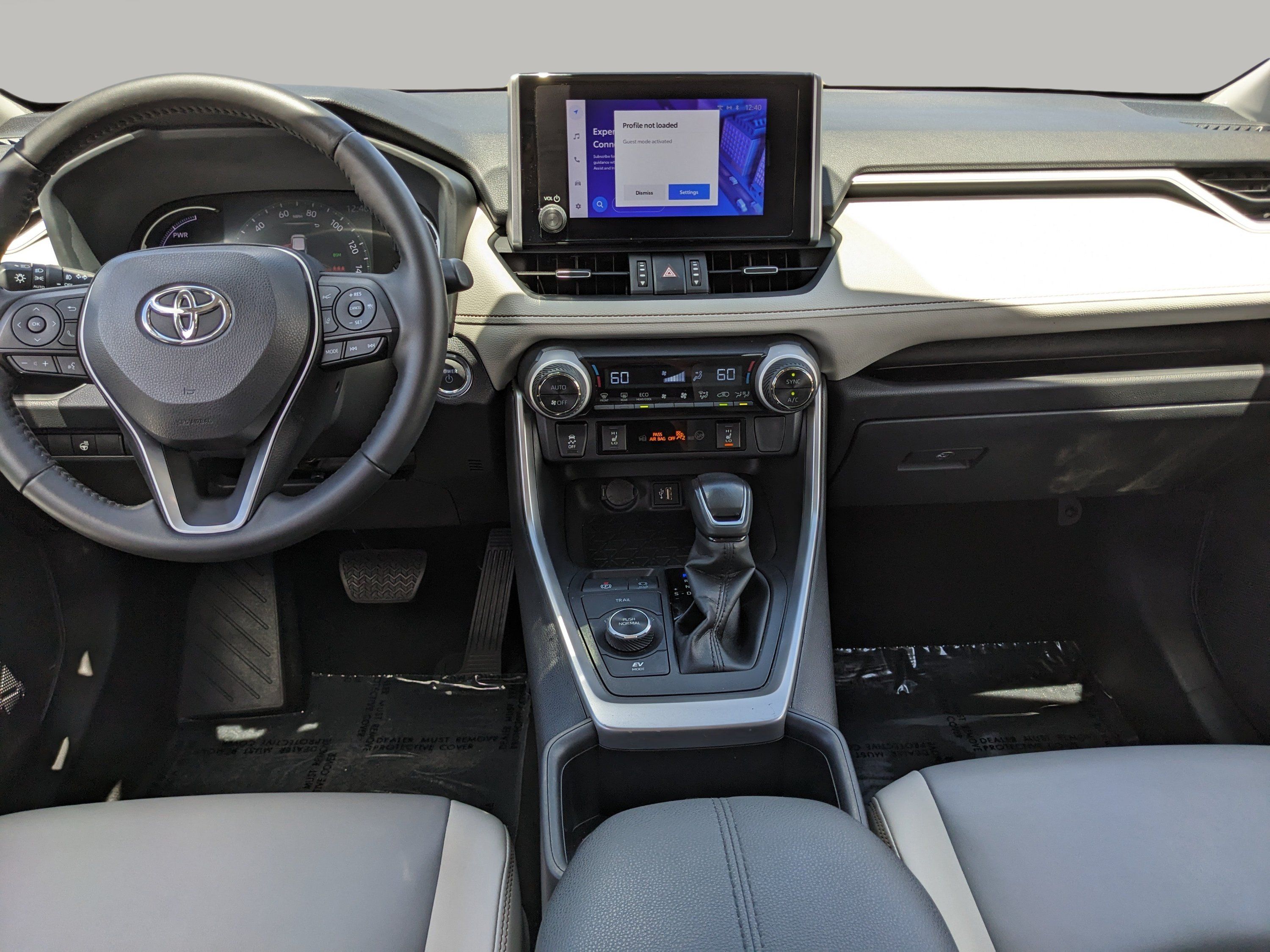 Used 2023 Toyota RAV4 XLE Premium AWD/4WD image 15