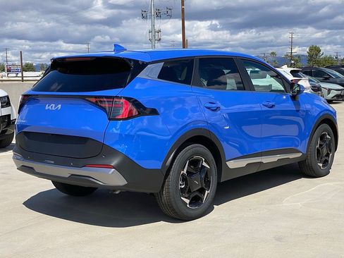 New 2026 Kia Sportage EX FWD image 3