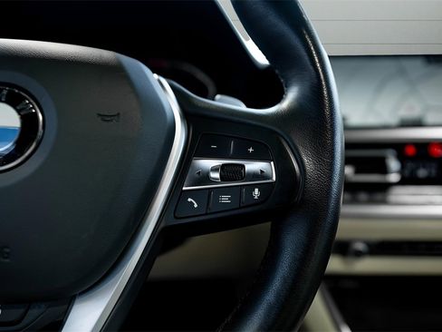 Used 2021 BMW 430i Coupe w/ Premium Package image 24