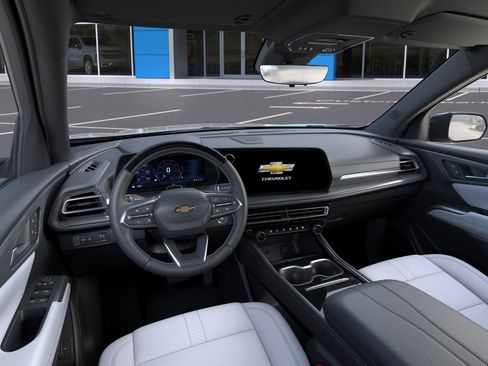 New 2026 Chevrolet Traverse High Country FWD image 13