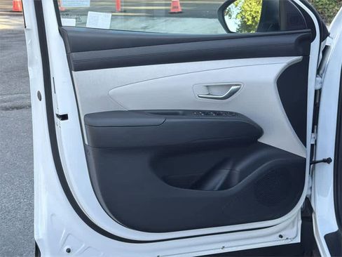 Certified 2025 Hyundai Tucson SEL image 25