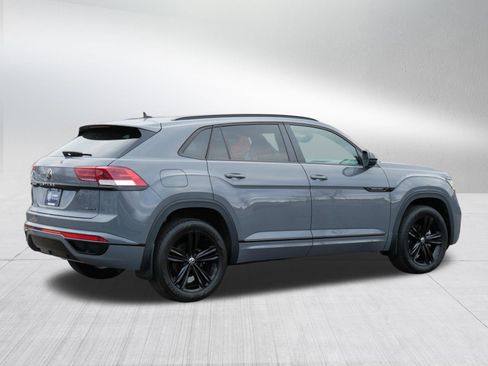 Certified 2023 Volkswagen Atlas Cross Sport SEL R-Line image 7