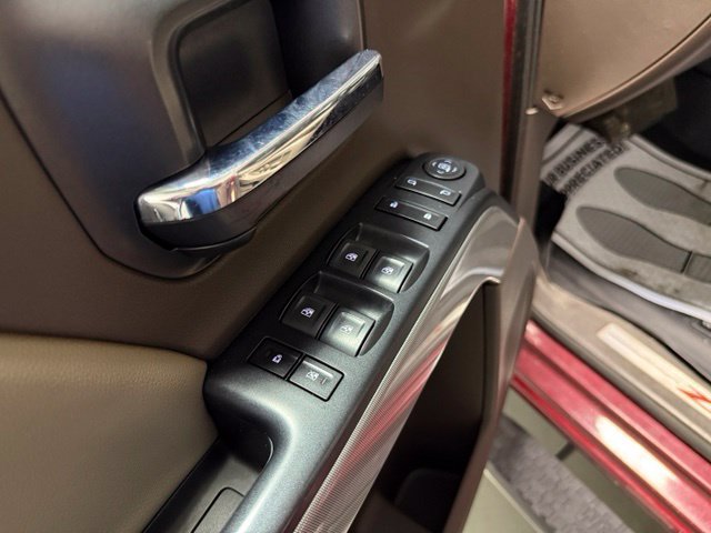 Used 2018 Chevrolet Silverado 1500 LT w/ All Star Edition AWD/4WD image 10