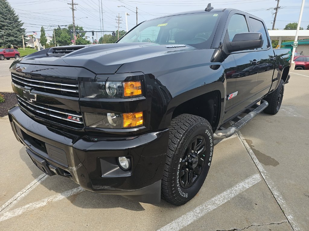 Used 2018 Chevrolet Silverado 2500 LT w/ Midnight Edition AWD/4WD image 12