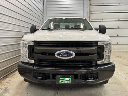 Used 2017 Ford F250 XL image 2