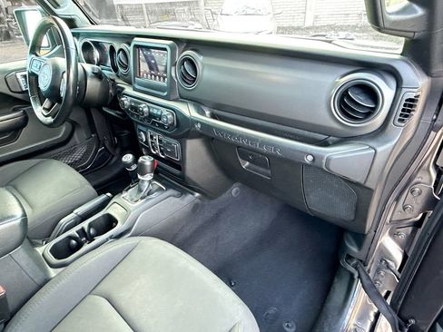 Used 2022 Jeep Wrangler Unlimited Sport S image 32