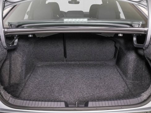 Used 2024 Volkswagen Jetta Sport FWD image 38