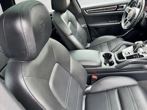 Used 2020 Porsche Cayenne AWD/4WD image 20