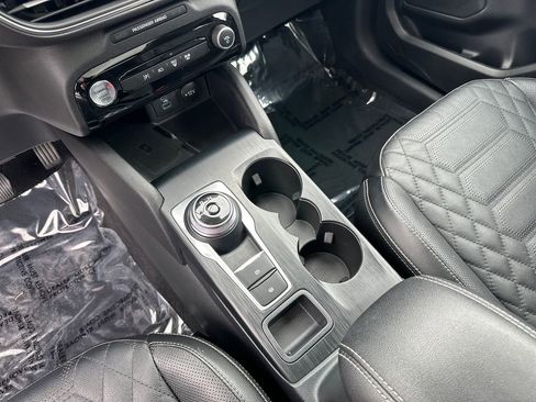 Used 2023 Ford Escape SE w/ PHEV Premium Package FWD image 23