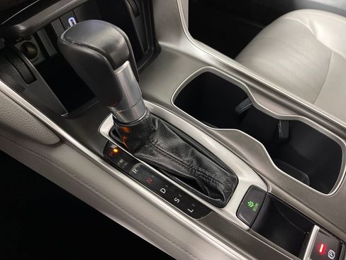 Used 2018 Honda Accord EX-L image 22