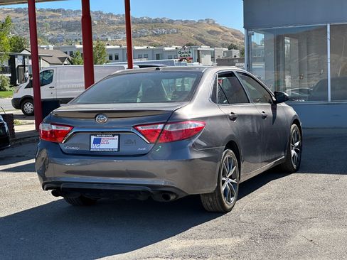 Used 2015 Toyota Camry XSE FWD image 4