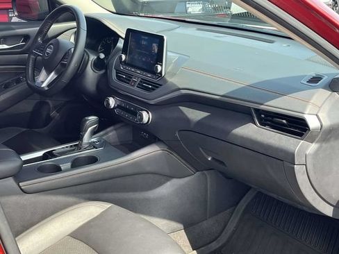 Used 2022 Nissan Altima 2.0 SR FWD image 24