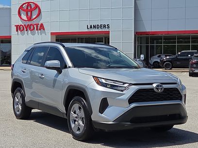 Used 2025 Toyota RAV4 XLE w/ Convenience Package