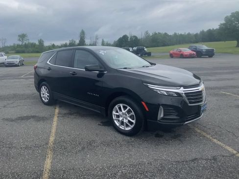Certified 2023 Chevrolet Equinox LT AWD/4WD image 2